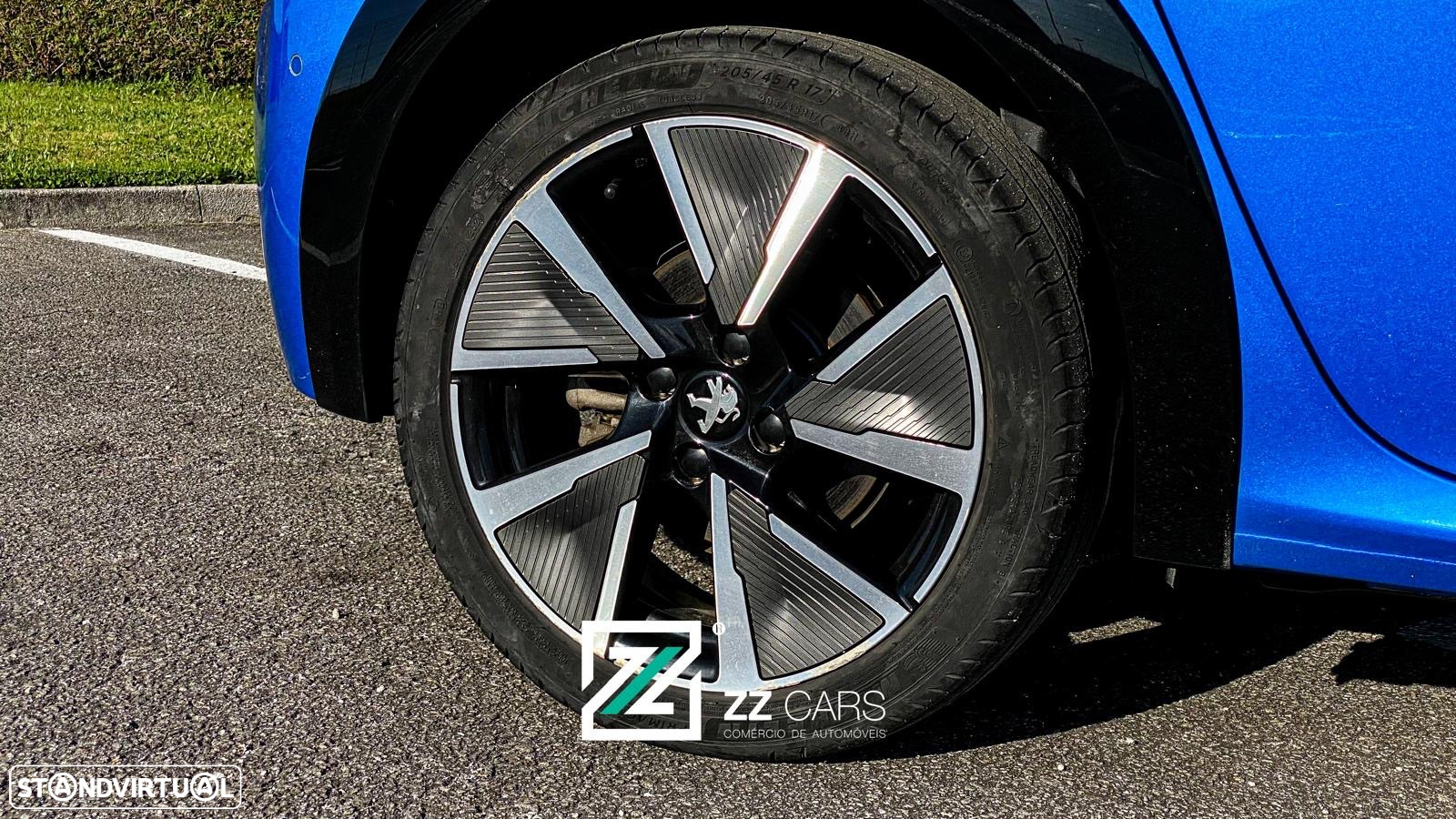Peugeot e-208 50 kWh GT - 10