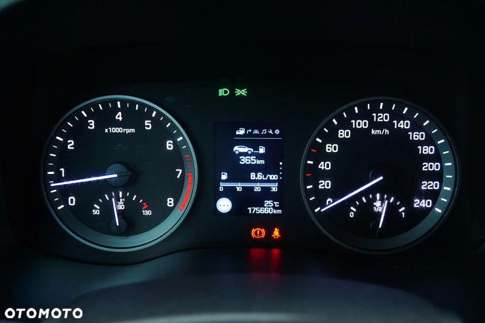 Hyundai Tucson 1.6 GDi 2WD Trend - 40