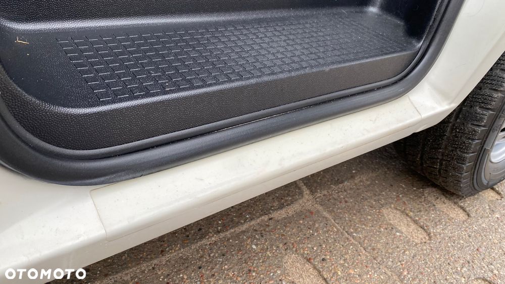 Volkswagen Transporter - 30