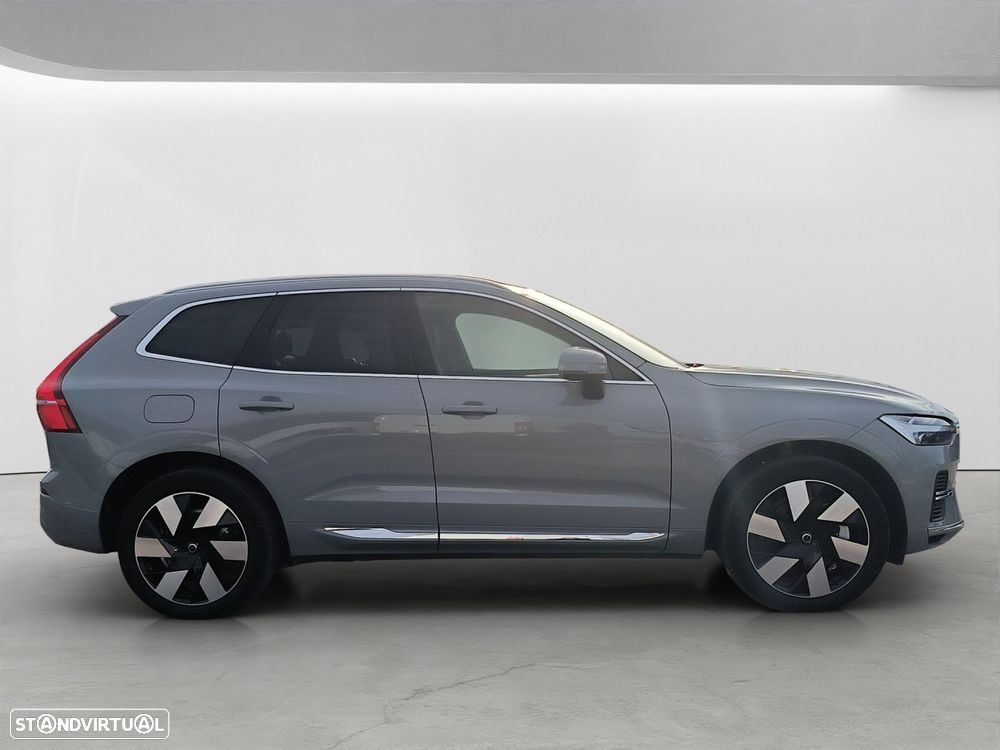 Volvo XC 60 2.0 T6 PHEV Plus Bright - 3