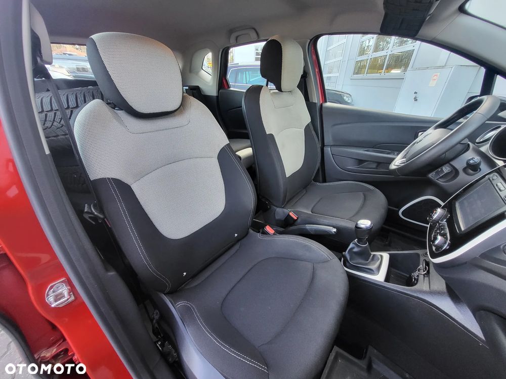 Renault Captur 0.9 Energy TCe Intens EU6 - 7