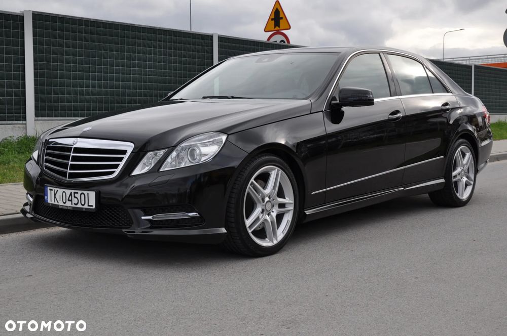 Mercedes-Benz Klasa E 250 CDI 4-Matic BlueEff Avantgarde - 32