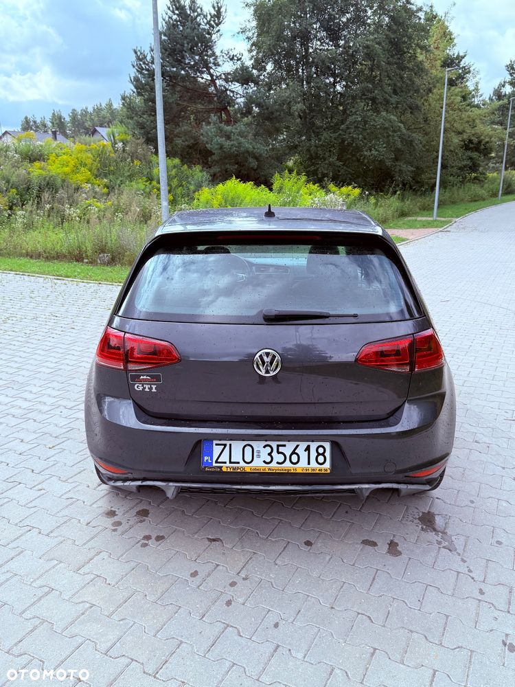 Volkswagen Golf GTI (BlueMotion Technology) DSG - 5
