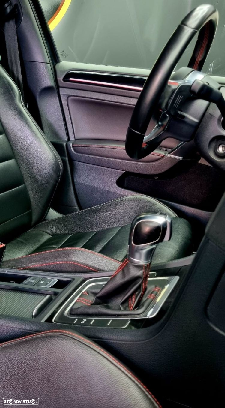 VW Golf 2.0 TSi GTi DSG Performance - 42