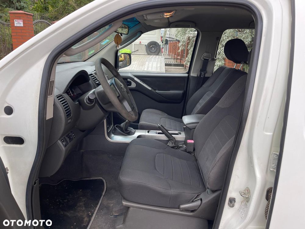 Nissan Pathfinder 2.5 DCi Comfort - 22