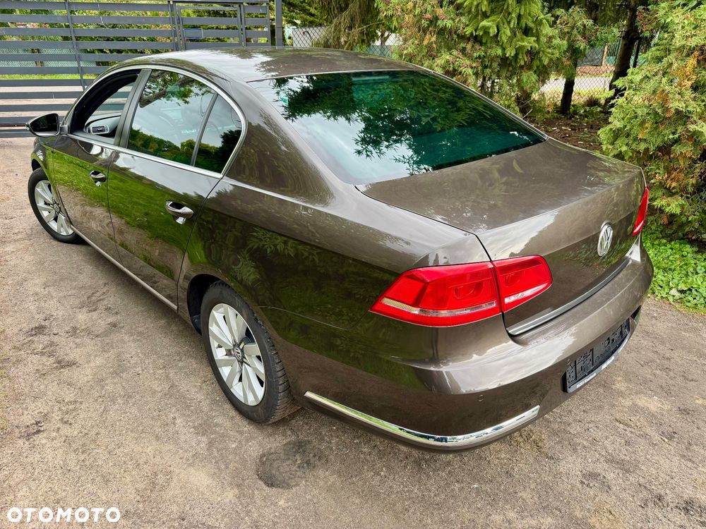 Volkswagen Passat 2.0 TDI BlueMotion Technology Comfortline - 6