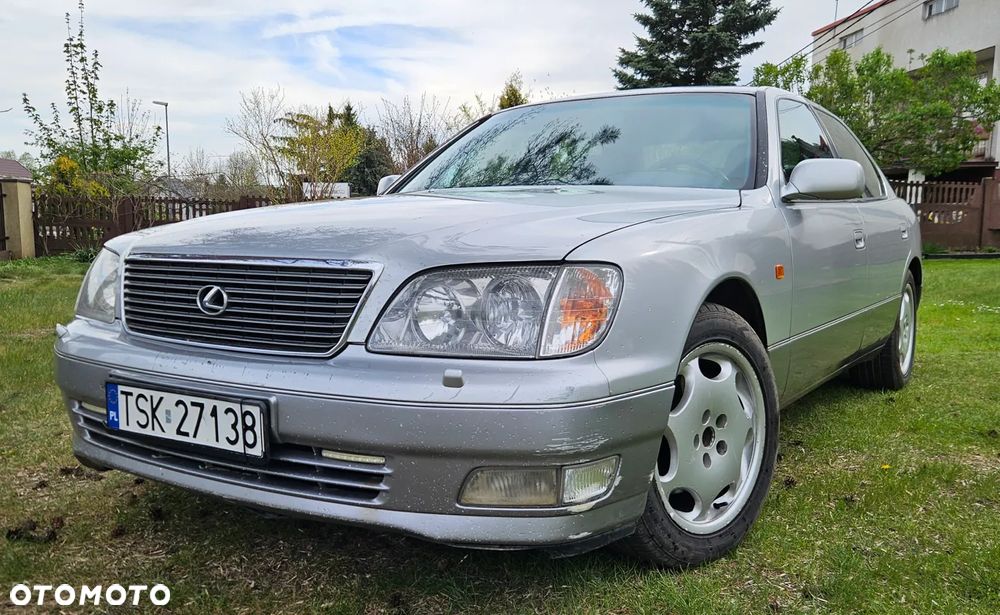 Lexus LS Standard - 1