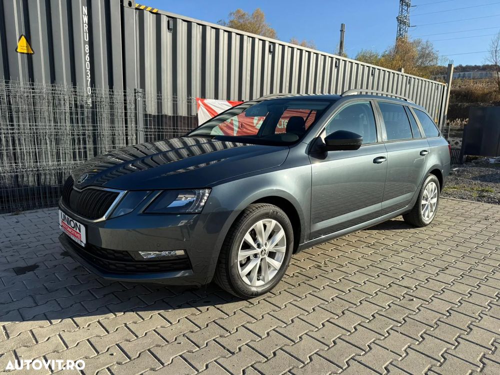 Skoda Octavia - 1