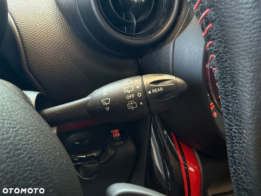 MINI John Cooper Works - 34