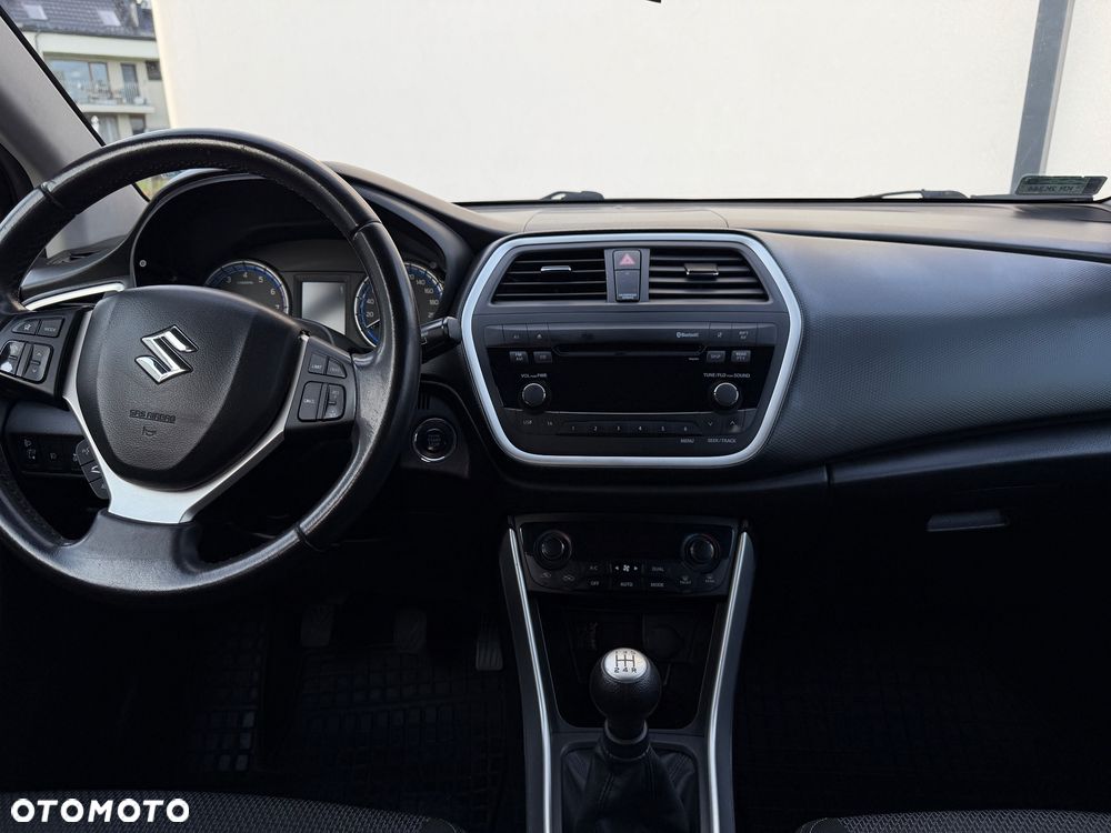 Suzuki SX4 S-Cross - 25