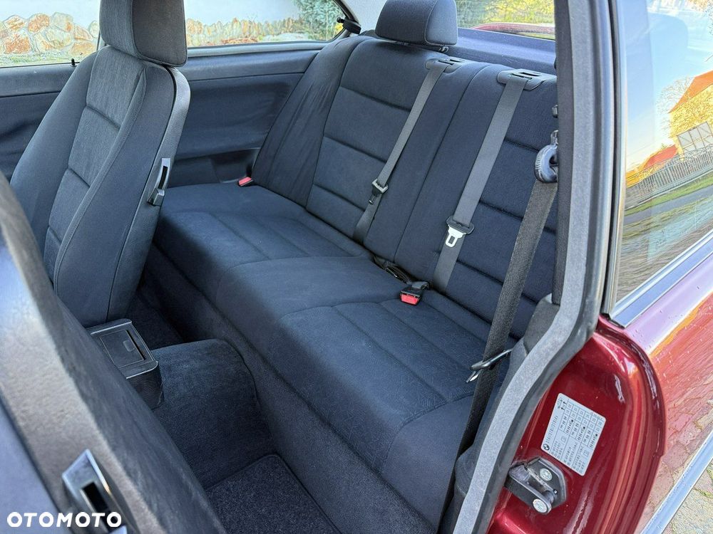 BMW Seria 3 316i - 7