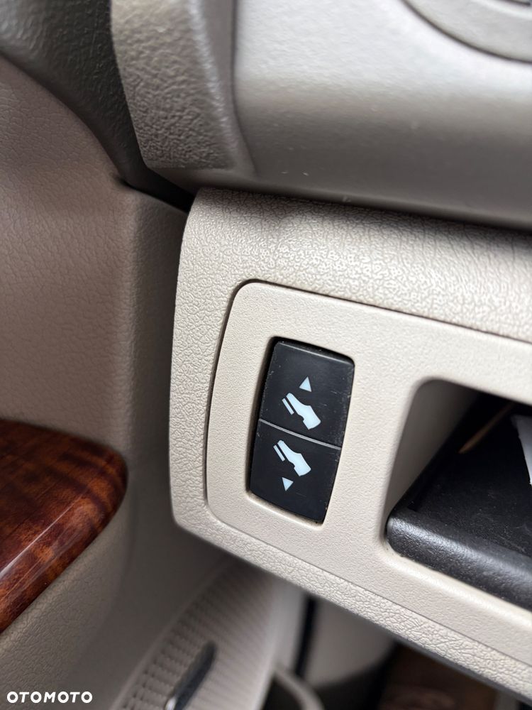 Jeep Commander 3.0 CRD Limited - 27