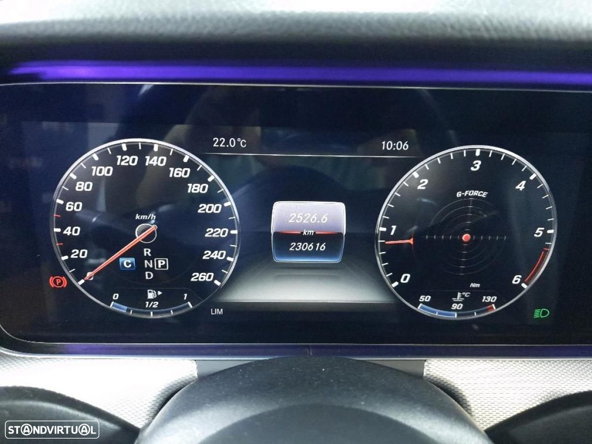 Mercedes-Benz E 220 d AMG - 9