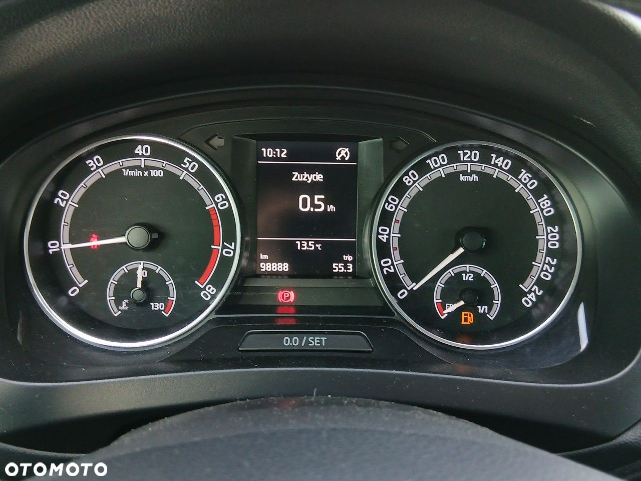 Skoda RAPID - 26