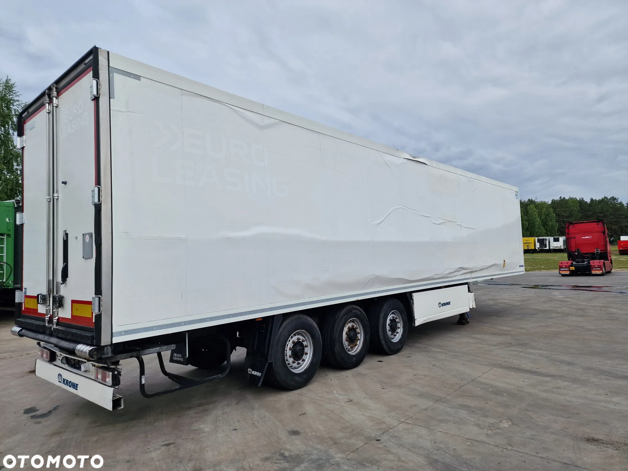 Krone Chłodnia Doppelstock Carrier Vector 1550 2021 rok Uszkodzona - 2