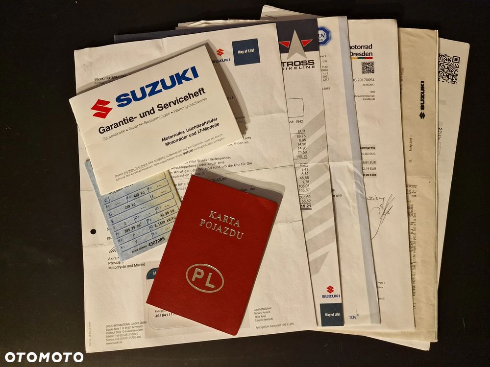 Suzuki Intruder - 19