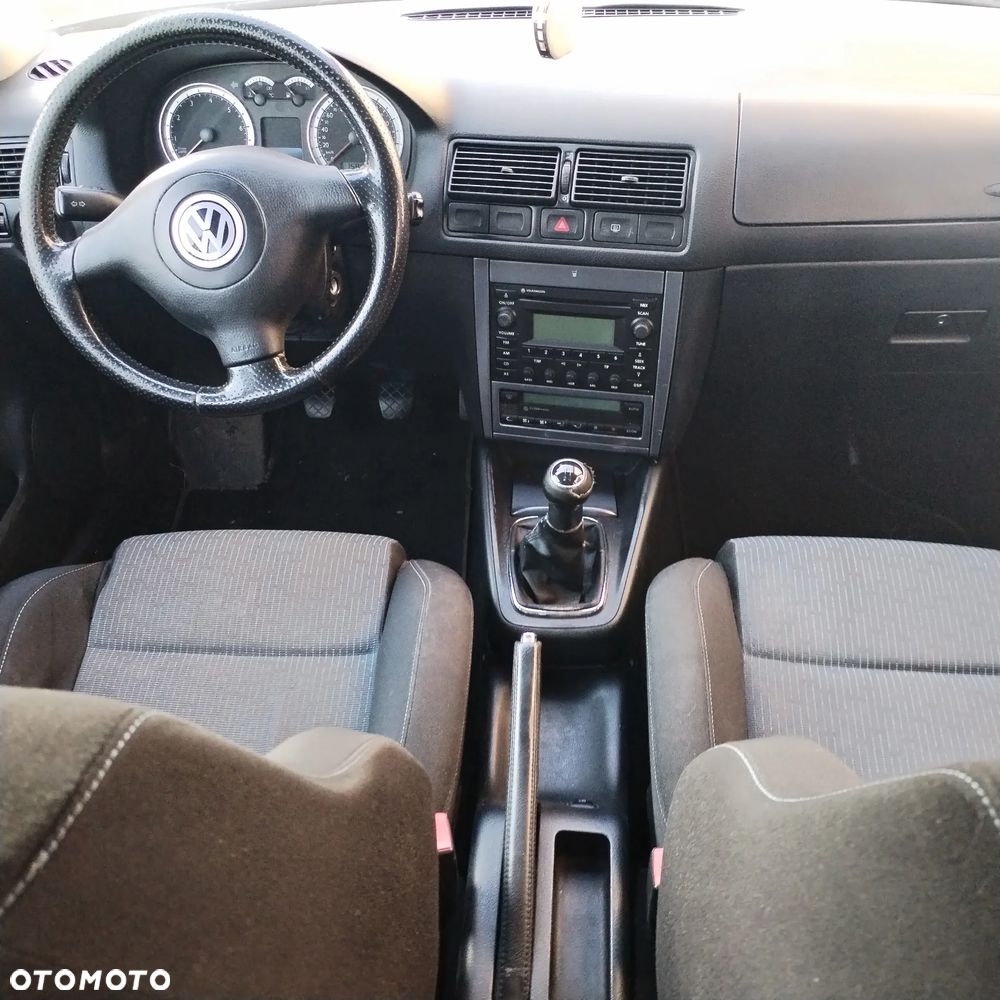 Volkswagen Golf - 14