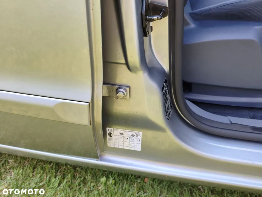 Ford S-Max 2.0 TDCi Ambiente - 31