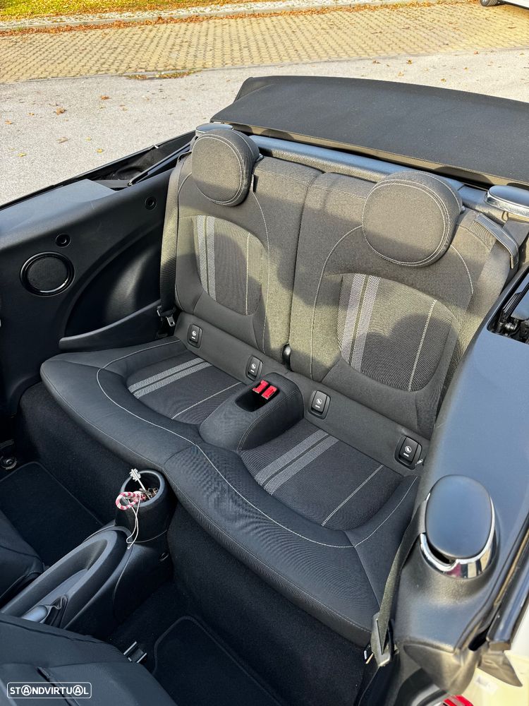 MINI Cabrio Cooper - 13