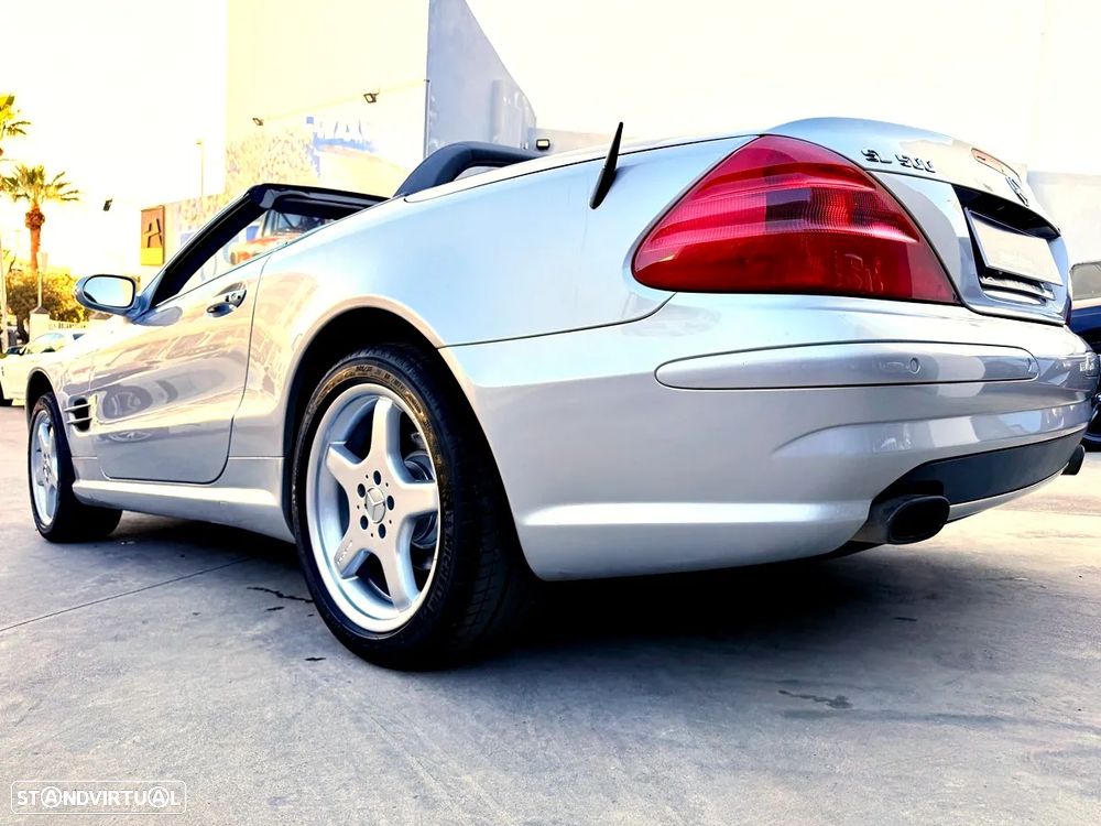 Mercedes-Benz SL 500 Standard - 44