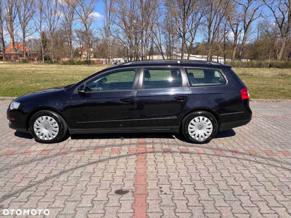 Volkswagen Passat 2.0 TDI Comfortline DSG - 3