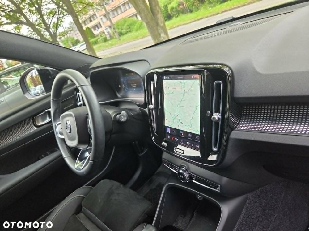 Volvo XC 40 - 6