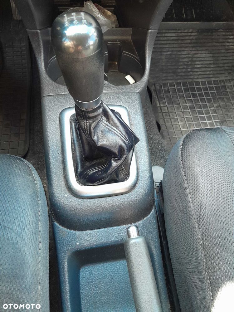 Suzuki Liana - 6