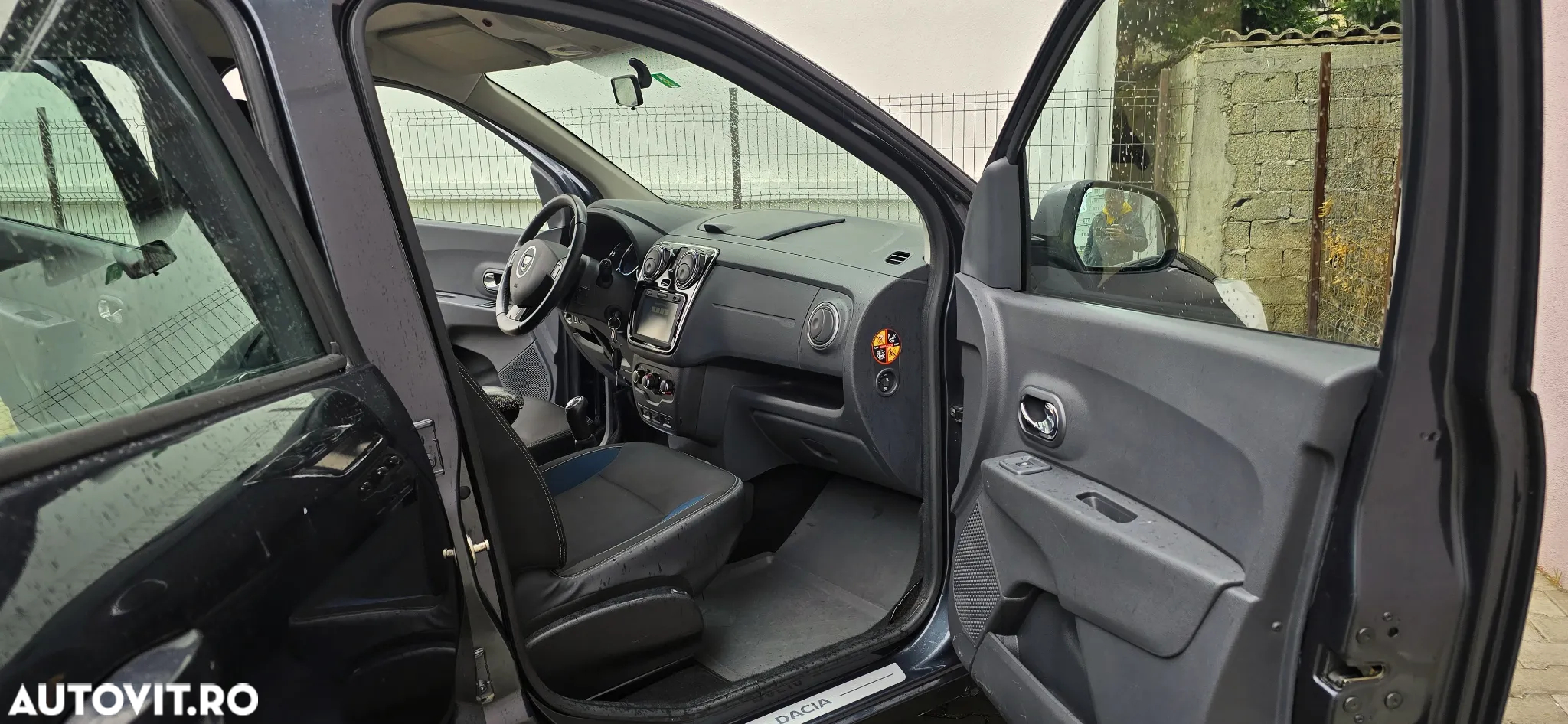 Dacia Lodgy 1.2 TCe 115 CP Laureate - 12