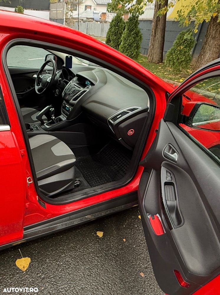 Ford Focus 1.6 Ecoboost Start Stop Sport - 19