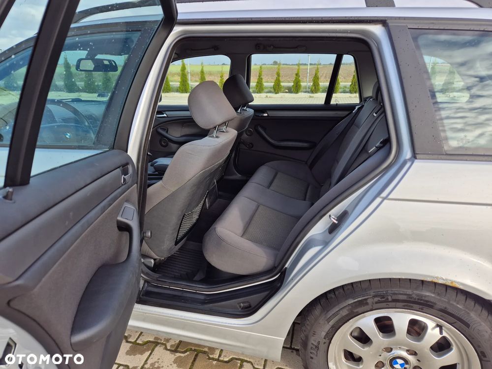 BMW Seria 3 - 12