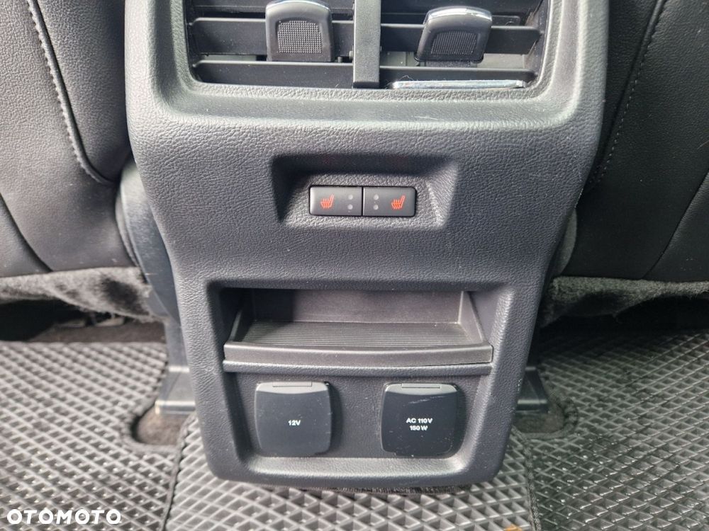 Ford Edge - 21