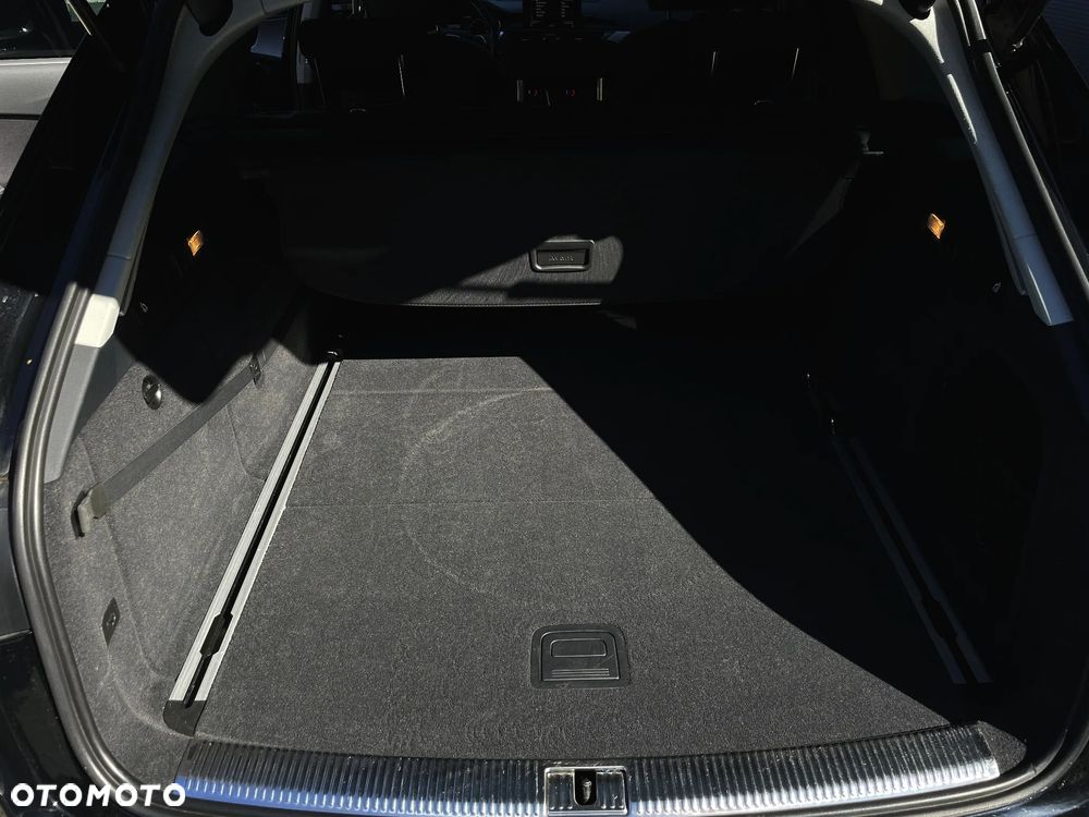 Audi A6 Avant 2.0 TDI Ultra S tronic - 38