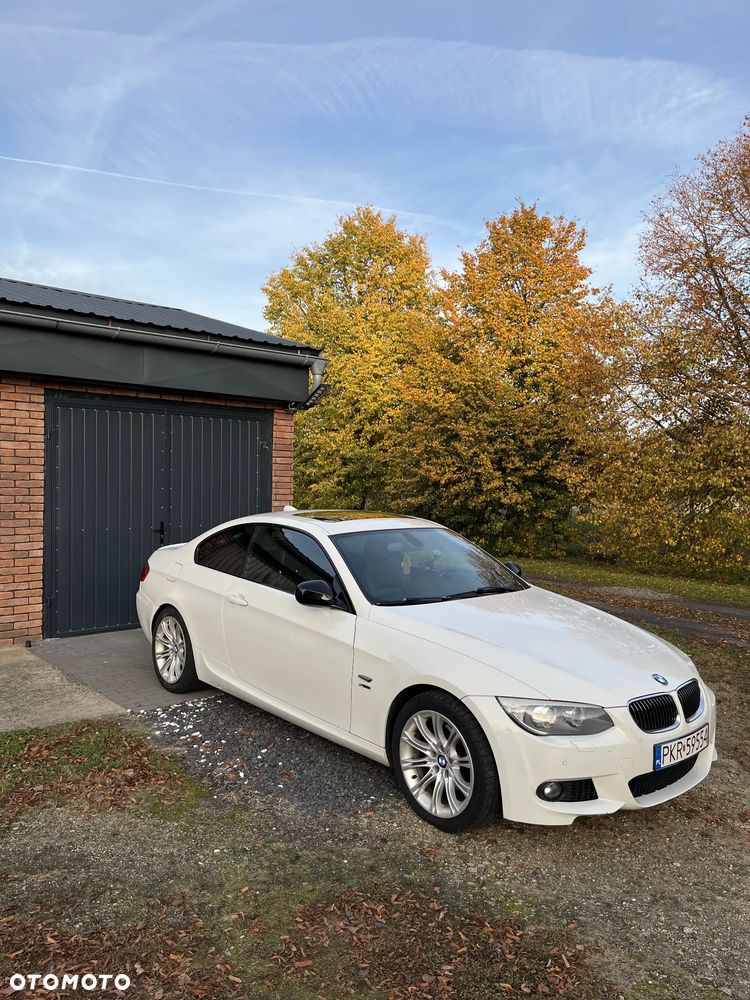BMW Seria 3 320d DPF M Sport Edition - 28