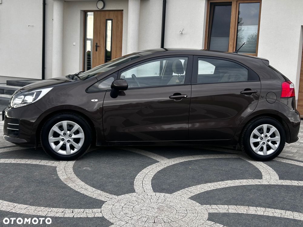 Kia Rio - 2