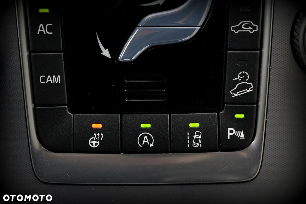 Volvo XC 60 D5 AWD Summum - 32