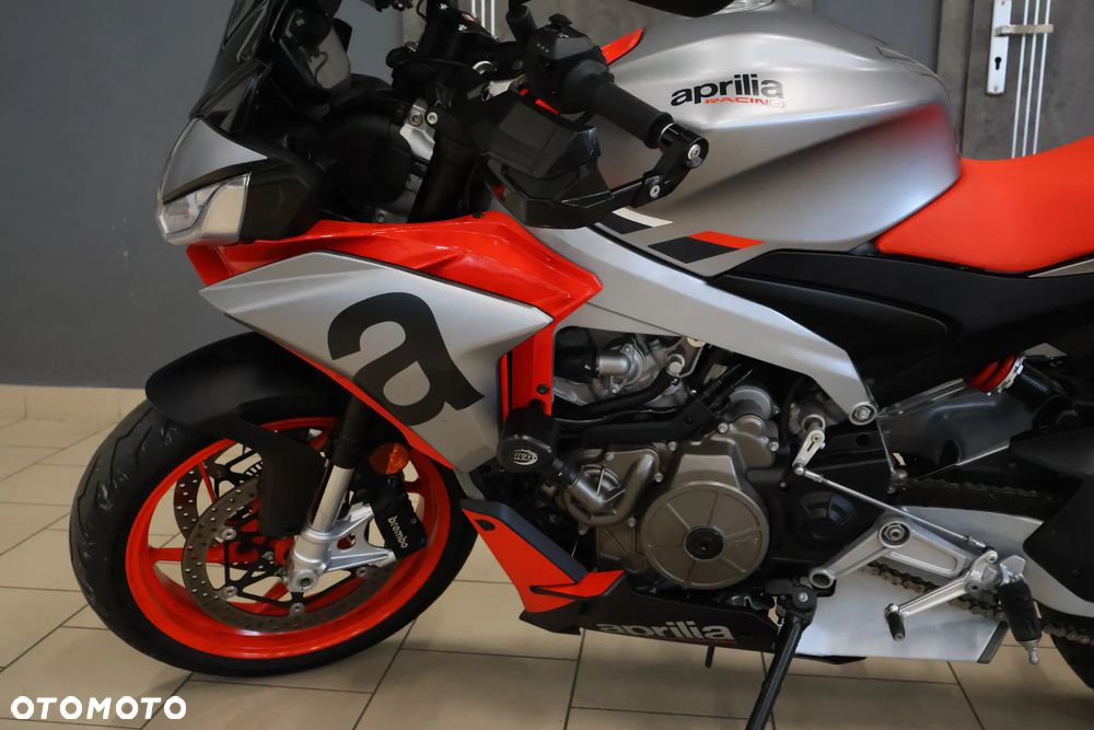 Aprilia Tuono - 7