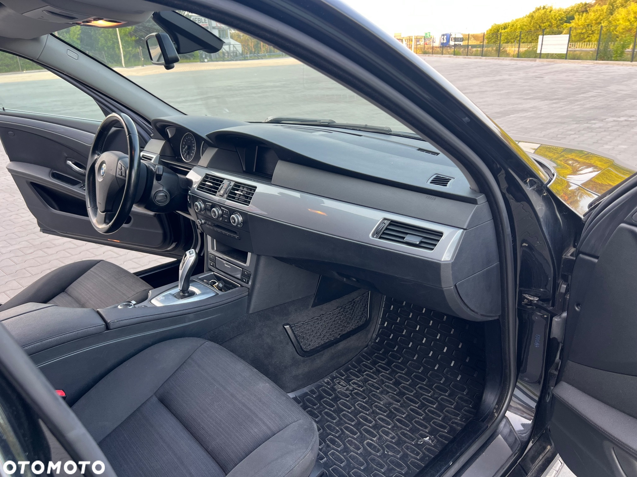 BMW Seria 5 520d Edition Lifestyle - 17