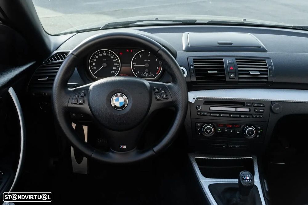 BMW 118 - 15