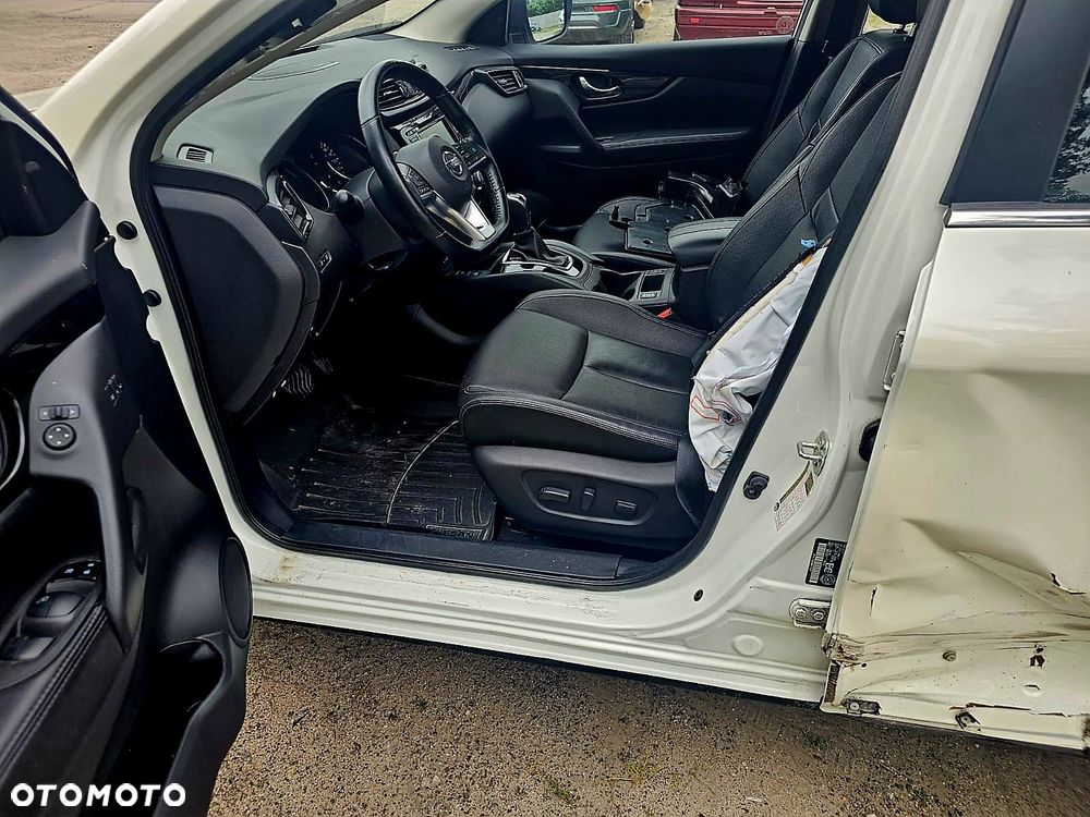Nissan Qashqai - 14
