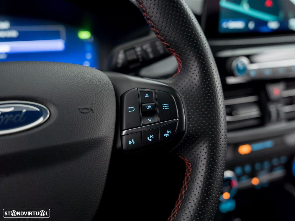 Ford Kuga 2.5 PHEV ST-Line X - 23