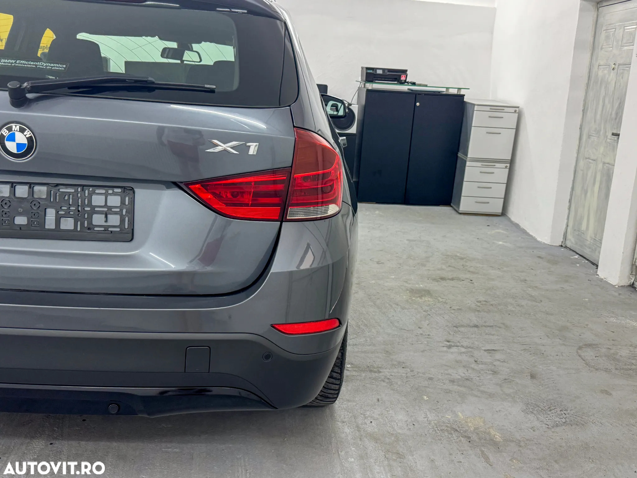 BMW X1 sDrive18d Sport Line - 11