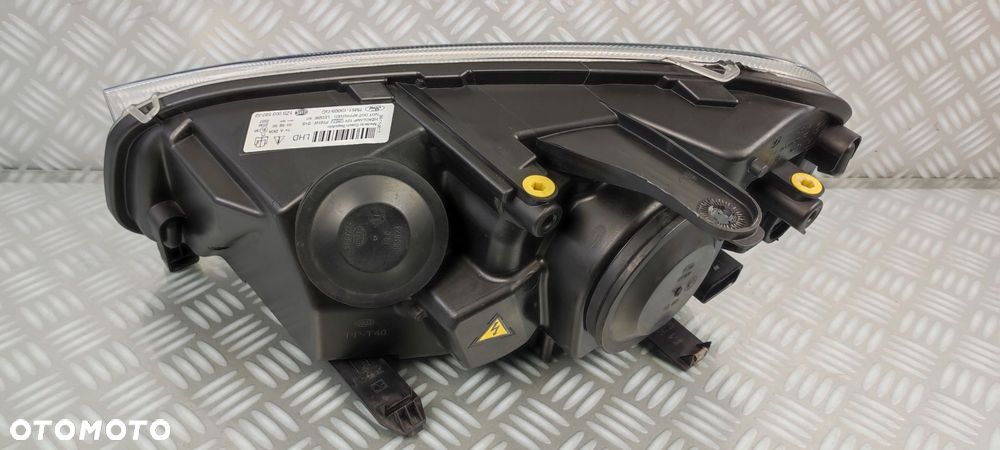 reflektor lampa prawy prawa przód przednia FORD FOCUS C-MAX MK1 LIFT XENON - 4