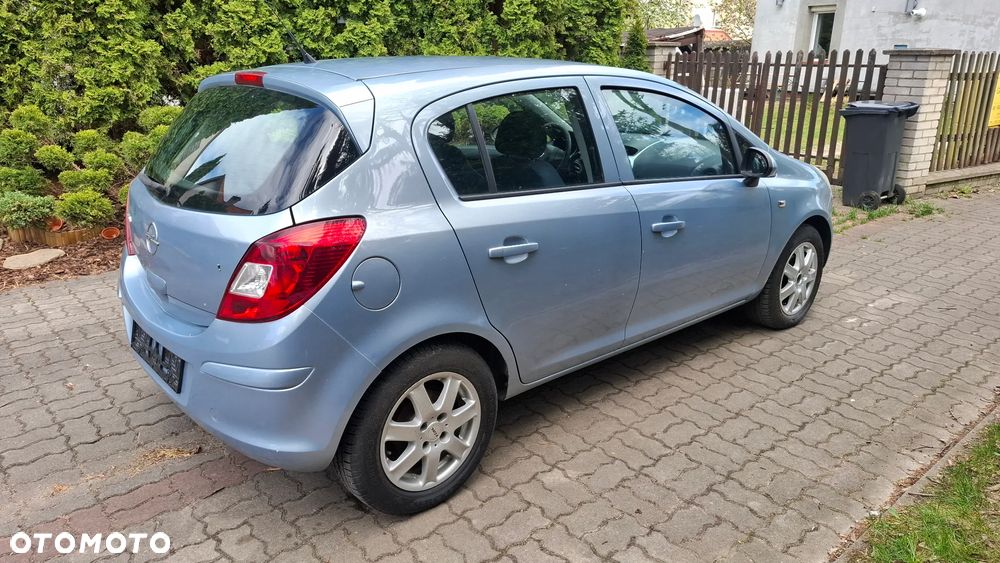 Opel Corsa 1.2 16V Easytronic Edition - 4