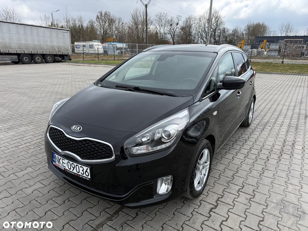 Kia Carens 1.6 GDI Dream-Team Edition - 1