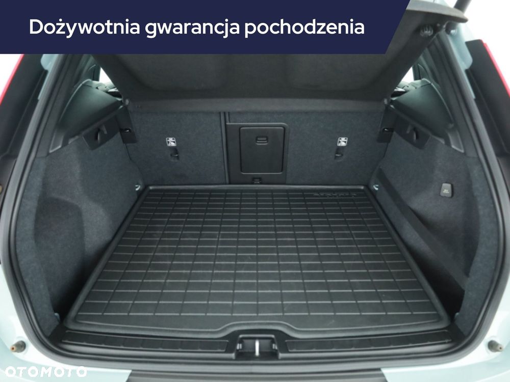 Volvo XC 40 - 21