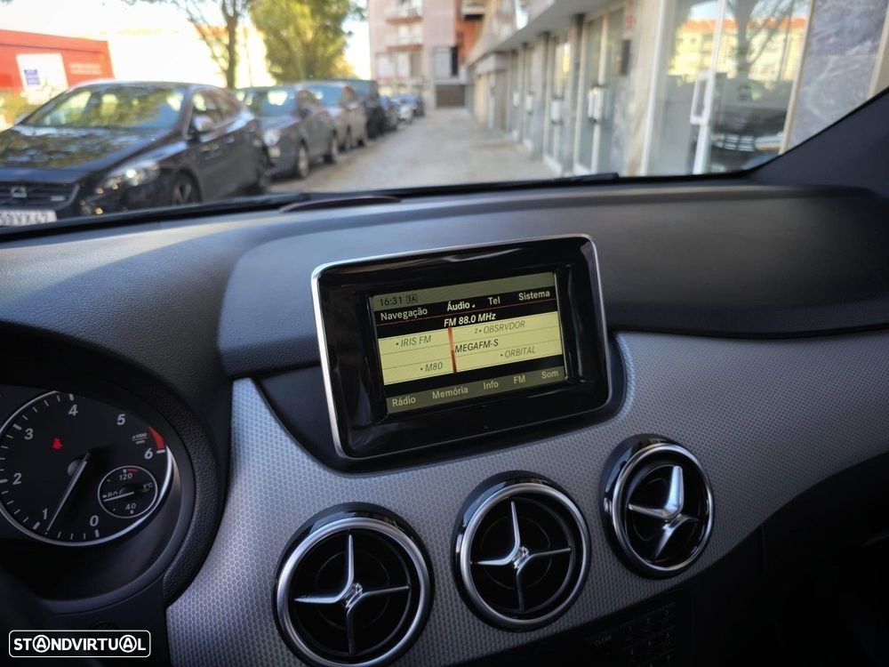 Mercedes-Benz B 200 CDi BlueEfficiency - 17