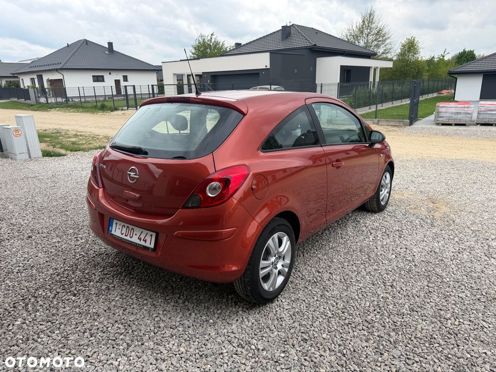 Opel Corsa - 4