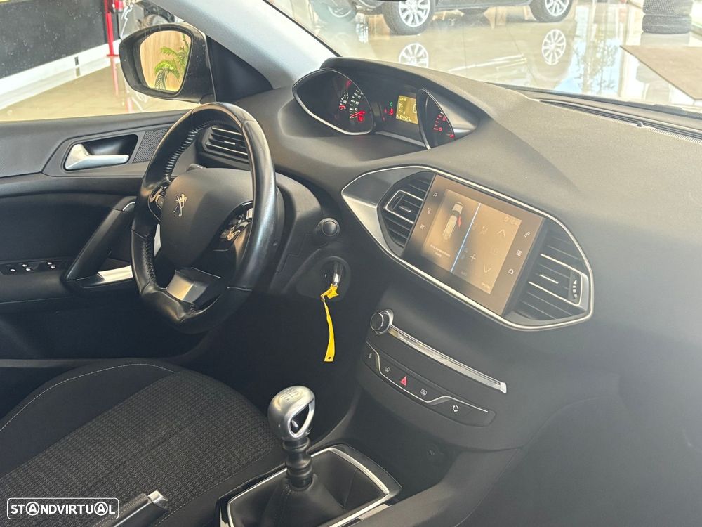 Peugeot 308 SW 1.5 BlueHDi Style - 6