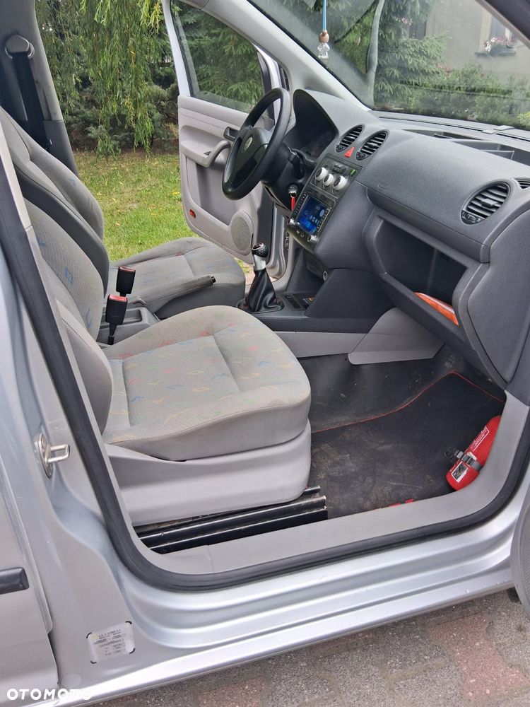 Volkswagen Caddy - 9