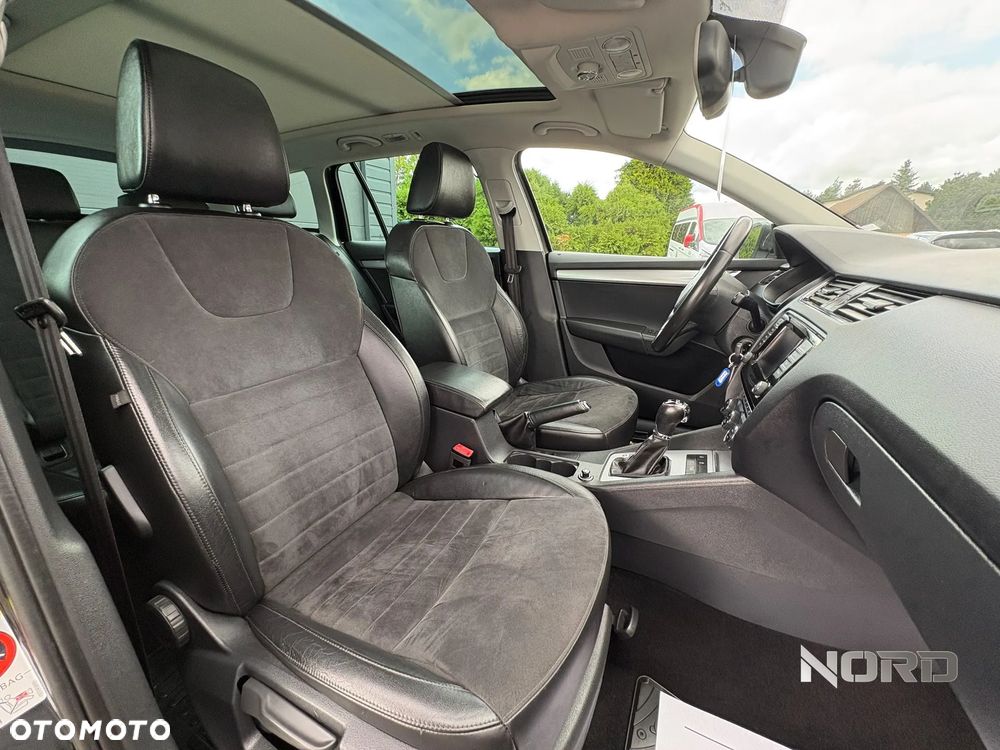 Skoda Octavia 1.8 TSI Green tec DSG 4x4 Elegance - 15